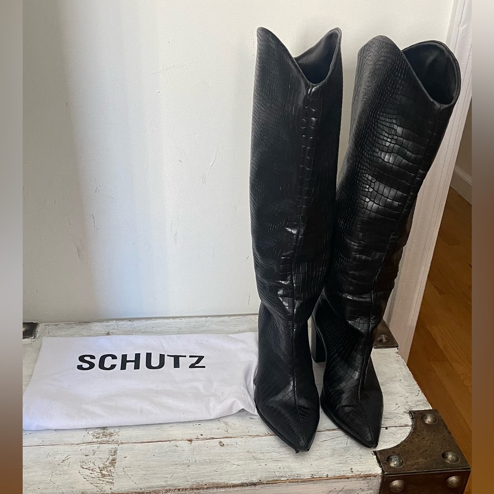 Schutz Maryana Black Block Boot size 9.5